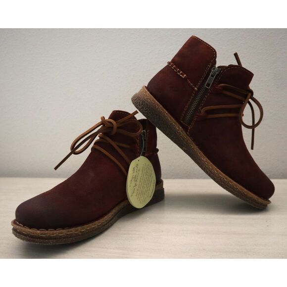 Born BR0027644 Women's Sz 6M Dark Red Distressed Calyn Suede Booties - Picture 14 of 15